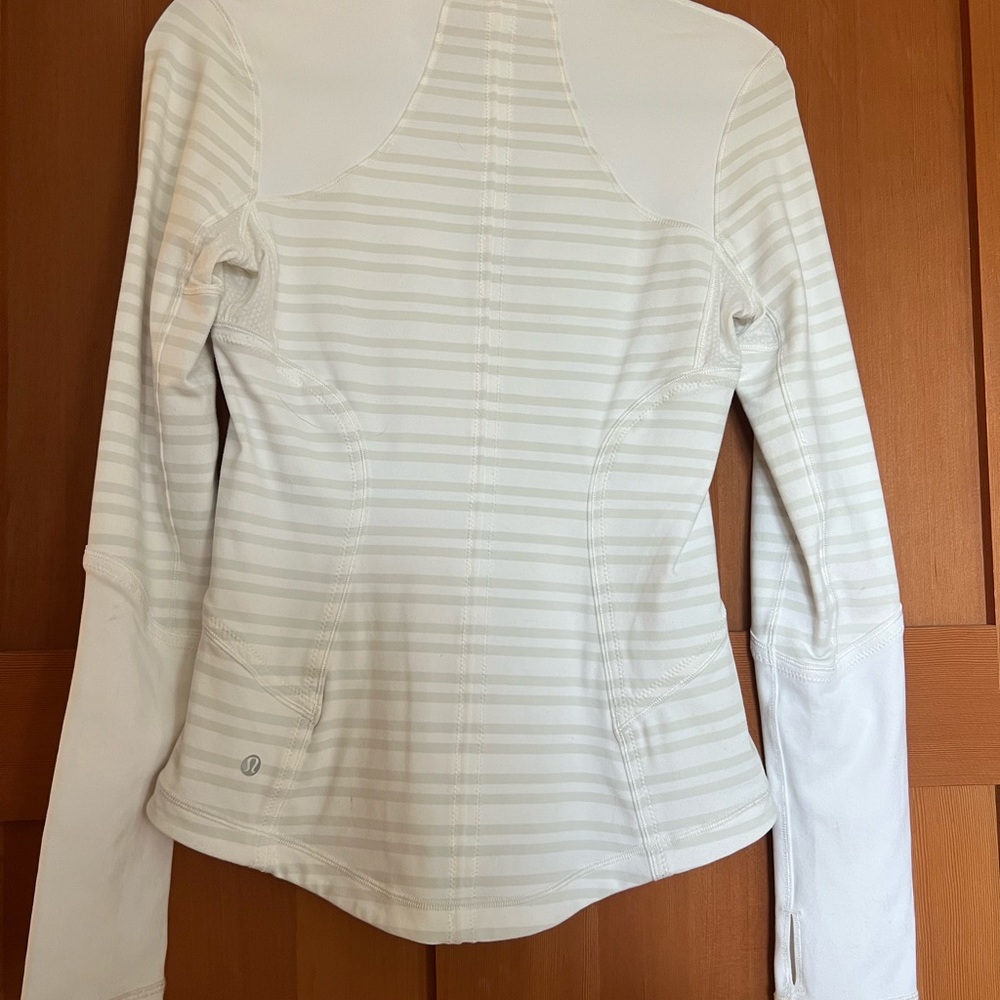 Lululemon Iconic Forme Jacket Ii In Cottony-Soft … - image 2